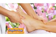 zľava Relax pre vaše nohy vďaka polhodinovej reflexnej masáži chodidiel v salóne Perfect Body