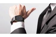 zľava Športovo-elegantné pánske hodinky v čiernom prevedení - bonus 3+1 ZADARMO!