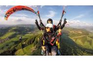 zľava Tandemový let padákom - vychutnajte si poriadnu dávku adrenalínu a nezabudnuteľné výhľady